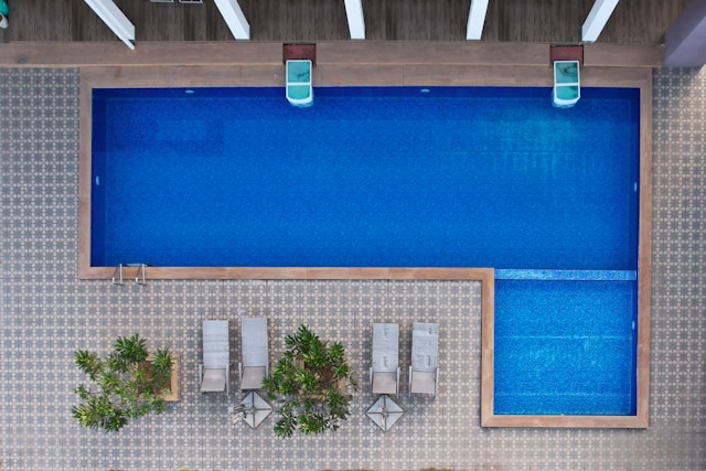 overhead-view-of-a-swimming-pool